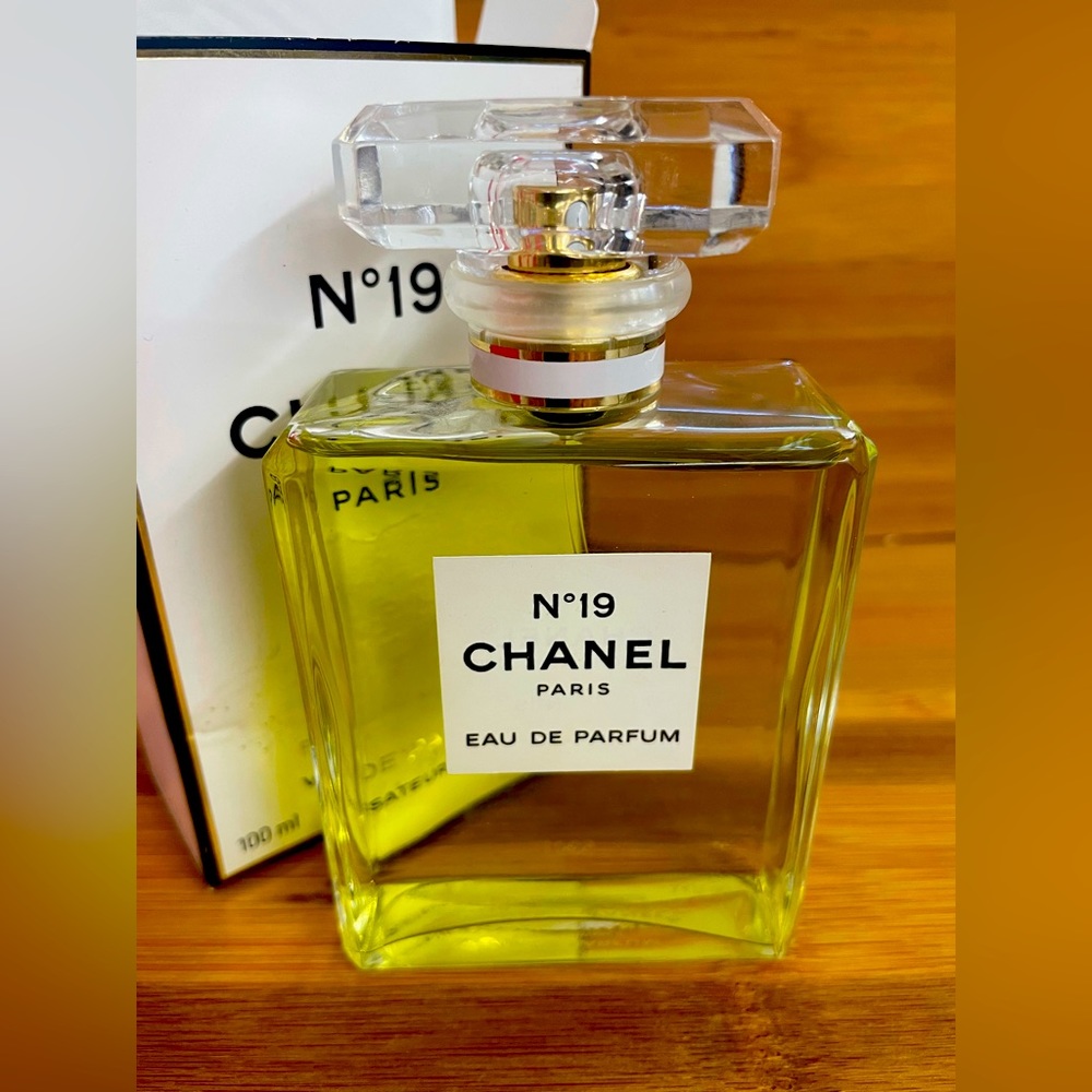 SOLD ON MERCARI Chanel N•19 eau de parfum 100ml 3.4oz NEW